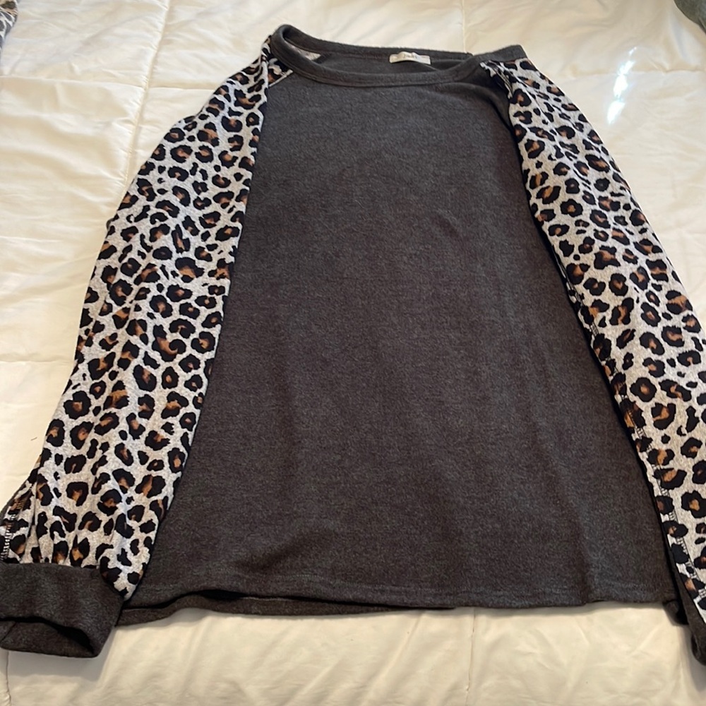 Long sleeve shirt